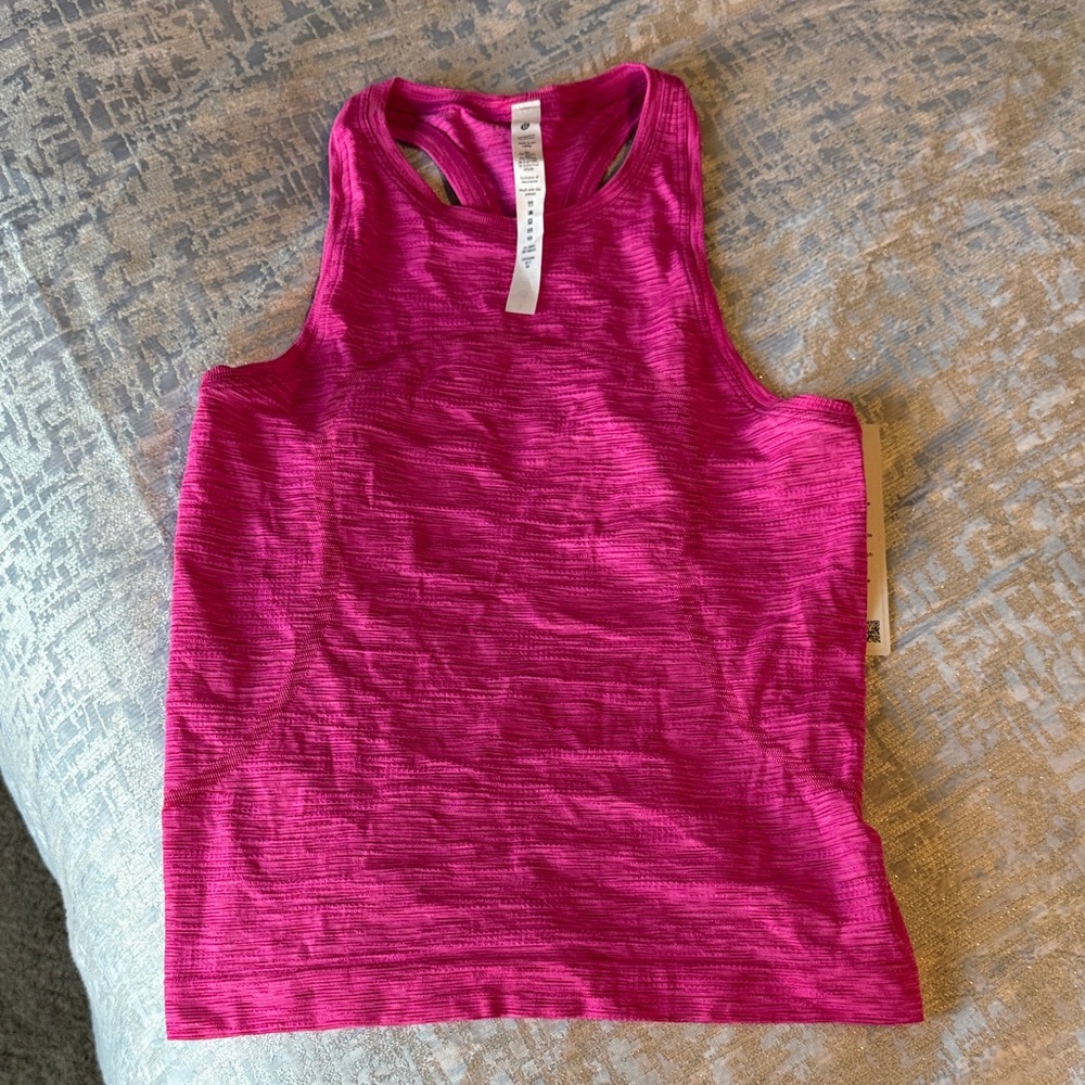 Lululemon Swiftly Tech High Neck Tank 2.0 race